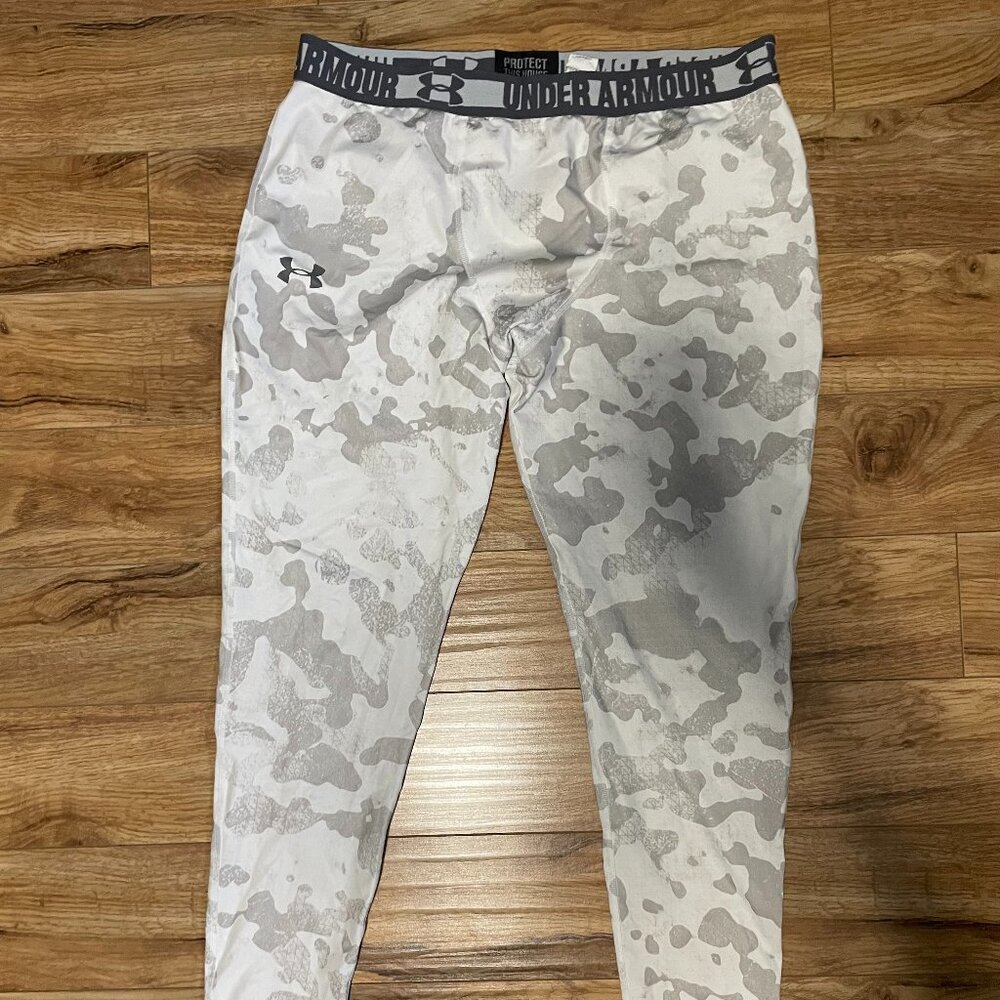 Under Armour UA Heatgear Compression Leggings Tights Camo White Gray - Size 2XL